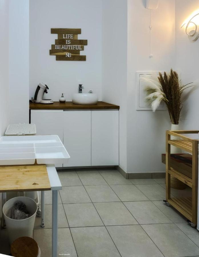 Spacieux Appart Terrasse Metro Hopital 4Pers Wifi Villejuif Exterior foto